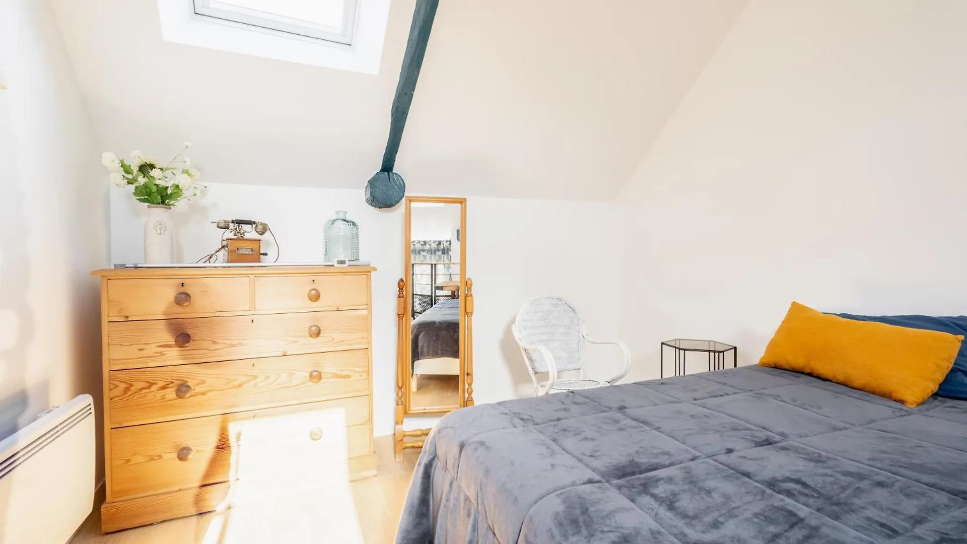 Les Mesliers Apartment Sens-de-Bretagne